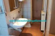 Elado-tarsashazi-hasznalt-lakas-Furdoszoba-es-WC-2-Zalaegerszeg-Zala-megye.-www.becsuletesingatlanos.hu_