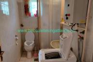Elado-teglaepitesu-kadar-kocka-satortetos-csaladi-haz-kuttal-garazzsal-Zalaegerszeg-Zala-megye-furdoszoba-WC.-www.becsuletesingatlanos.hu_