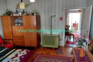 Elado-teglaepitesu-kadar-kocka-satortetos-csaladi-haz-kuttal-garazzsal-Zalaegerszeg-Zala-megye.-szoba-www.becsuletesingatlanos.hu_